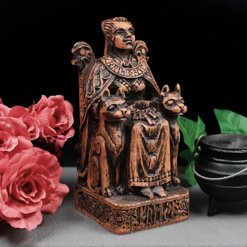Vista 3 de Dryad Design Estatua de Freya Diosa nórdica del amor, guerra, magia y gatos, 7 3/4 pulgadas, decoración pagana vikinga para el hogar