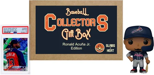 Vista 9 de Slabs of Heat Caja de regalo misteriosa para coleccionistas de béisbol: Edición Ronald Acuña Jr, una tarjeta de béisbol con calificación PSA y un