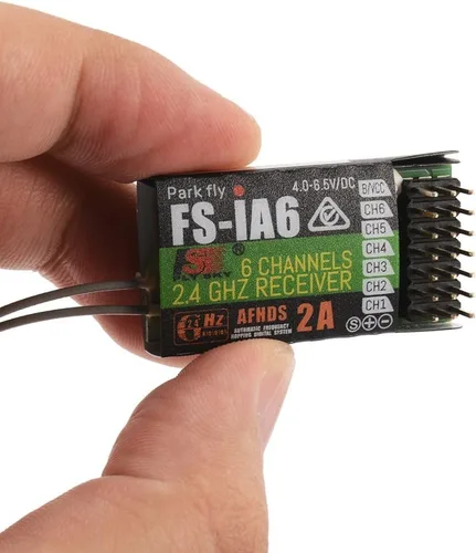 Vista 3 de Flysky FS-iA6 2.4G 6 canales Receptor de control remoto con doble antena compatible Flysky i4 i6 i10 GT2E GT2F GT2G Transmisor