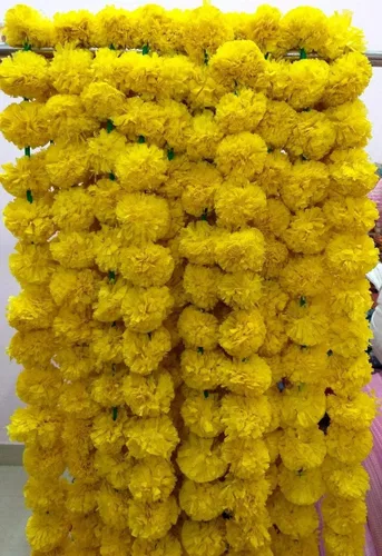 Vista 14 de Guirnalda de caléndula de flores al por mayor india de 4-5 pies Decoración de manto de fiesta de boda india/americana, guirnaldas de imitación