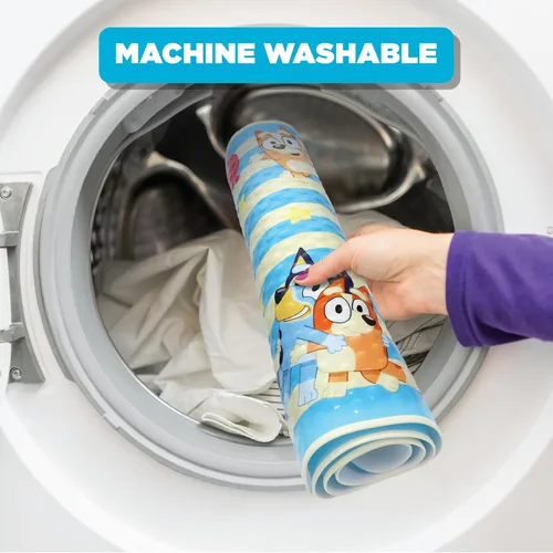 Vista 7 de Alfombra de baño Bluey para niños, niños pequeños y bebés, de 15.5 por 22 pulgadas, antideslizante, alfombrilla de baño con ventosas, lavable a
