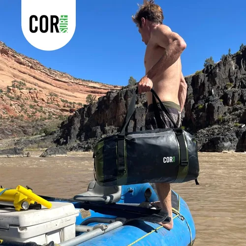 Vista 7 de Bolsa de lona impermeable de 60 litros extra grande Bolsa de lona seca resistente con correas de compresión duraderas y asas para surf, remo