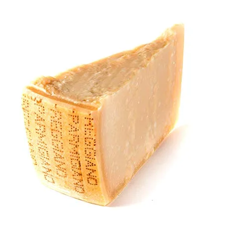Vista 2 de Frank and Sal Italian Premium Cheese Sampler - Parmigiano Reggiano - Pecorino Romano - Grana Padano - 1 libra cada total 3 libras