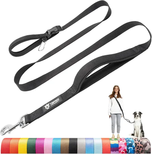 Vista 18 de TSPRO Correa táctica para perro, manos libres, resistente, ajustable, con mango acolchado y cierre de seguridad de metal para caminar, correr