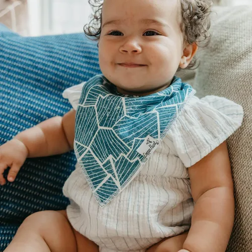 Vista 5 de Copper Pearl Baberos para bebé, paquete de 4, baberos estampados tipo bandana para bebé niña y niño, baberos de algodón suave para la dentición