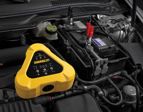 Vista 3 de Clore Automotive CHARGE IT! 4506 - Cargador inteligente de 6/12 V (6/2) Amp, color amarillo