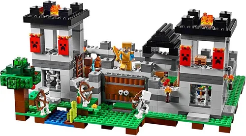 Vista 4 de Juego de construcción de aldea de LEGO Minecraft 21128., Negro