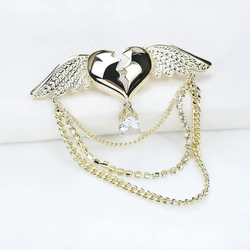 Vista 3 de VVCome Broche de corazón latiendo con alas de ángel, broche de solapa, borla y collar de cristal, broche de corazón de amor