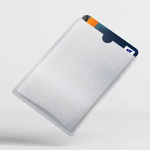 Vista 2 de Fundas RFID anti robopara 4 tarjetas de crédito y dos pasaportes. Para bolsillo o billetera.