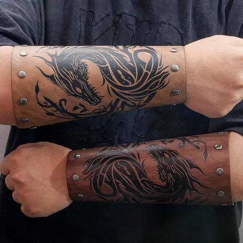 Vista 4 de JAOYU Brazaletes de cuero para hombre, armadura de brazo, brazalete de guantelete, brazaletes medievales, joyería vikinga para mujer, disfraz