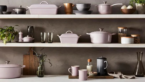 Vista 2 de Le Creuset Silicone Craft Series - Espátula pequeña, 11 1/8 pulgadas, chalota Shallot