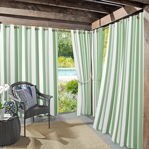Vista 22 de Par de paneles de cortina con ojales Sun Zero Valencia estilo cabaña a rayas para interior/exterior con protección UV y eficiencia energética