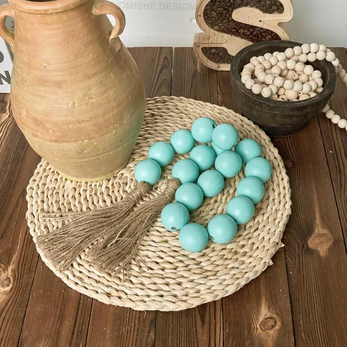 Vista 144 de OMISHE Guirnalda de cuentas de madera extra grande con cuentas de madera y borlas de 1.6 pulgadas de diámetro, cuentas decorativas rústicas de 41