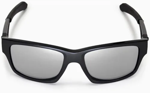 Vista 4 de Walleva Lentes de repuesto polarizados titanio + negro para gafas de sol Oakley Jupiter cuadradas
