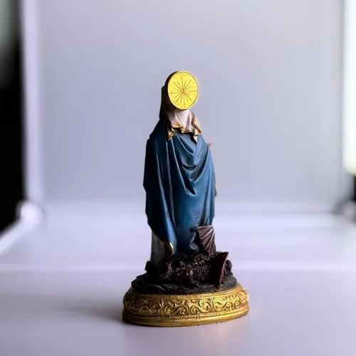 Vista 4 de Santa Marta de Betania Estatua de Resina - Figura Católica de 8" Santa Marta de Betania, Figura Catolica - Estatua de Resina