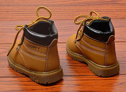 Vista 5 de Happy Cherry Botas de otoño para bebé, botas de cuero de gamuza con cordones, botines planos suaves