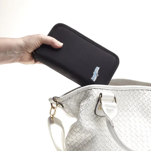 Vista 3 de FlexiFreeze Pocketbook Enfriador de leche materna, color negro