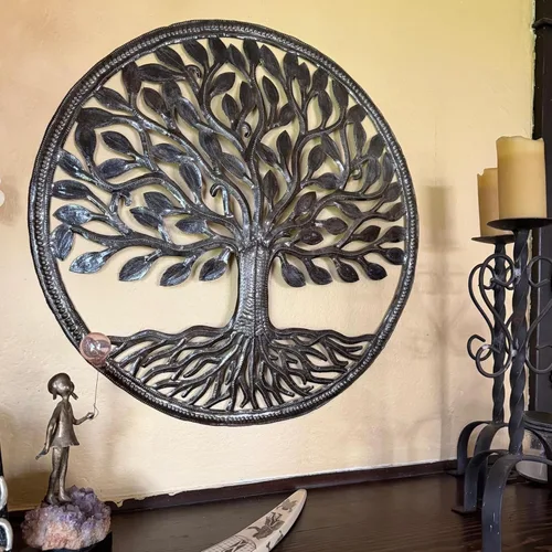 Vista 4 de It's Cactus Decoración de pared hecha a mano, arte colgante de metal de Haití, escultura redonda de 23 pulgadas, exhibición en interiores