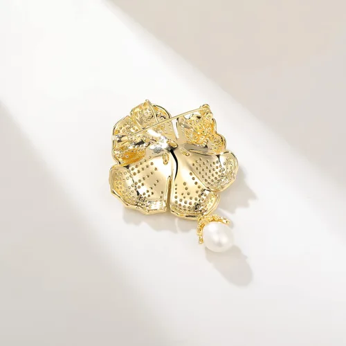 Vista 8 de Broches de moda para mujer, elegantes broches de ramillete de hojas para mujer, joyería de moda para disfraz de perlas, broches y alfileres