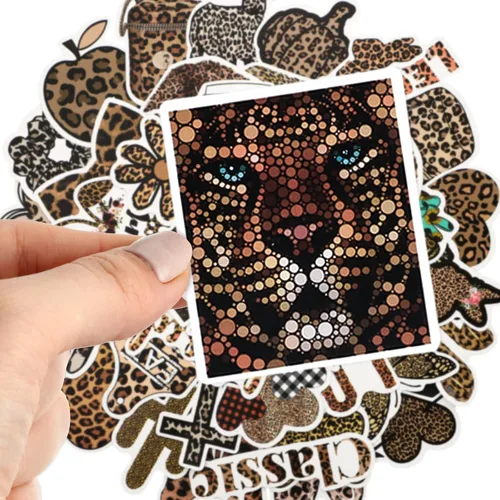 Vista 5 de Paquete de 100 calcomanías con estampado de leopardo, vinilo impermeable, estampado de guepardo, calcomanías estéticas de leopardo para mujeres