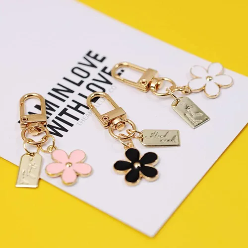 Vista 6 de 4 llaveros de flores lindo bolso llavero personalizado llavero dorado para mujeres niñas coche regalo creativo