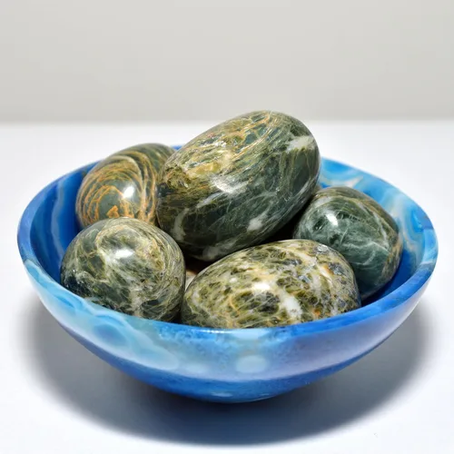 Vista 19 de Piedras pulidas de sodalita azul natural, piedras preciosas pulidas de cristal de cuarzo mineral Cabujones espumosos de África del Sur, 5