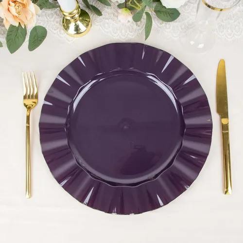 Vista 125 de Tableclothsfactory Paquete de 10 platos redondos de plástico negro de 6 pulgadas para ensalada de postre, platos desechables con borde ondulado
