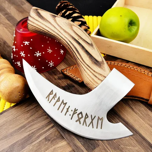 Vista 13 de SHINY CRAFTS® Hacha Cortadora de Pizza Vikinga – Hoja de Acero al Carbono con Grabado Negro y Funda – Auténtico Regalo Medieval para Él, Hacha