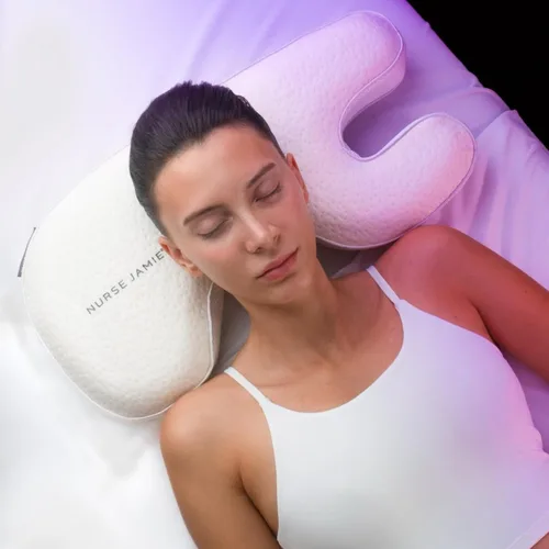 Vista 4 de Nurse Jamie Beauty Bear Almohada de espuma viscoelástica para el cuidado de la piel - Soporte de espuma viscoelástica para el cuello y la cara Rayón