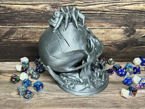 Vista 3 de MunnyGrubbers - Torre de dados de calavera de 6.5 pulgadas - (7 dados al azar D20 juego incluido) - Plástico sin olor a pintura - Juego de rol