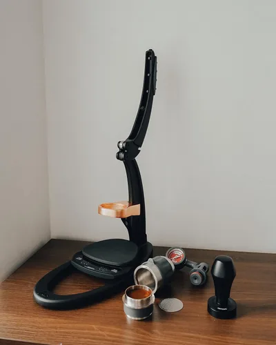 Vista 4 de Normcore Tamper de café con resorte de 1.791 in V4 para Flair Pro, Pro 2, base plana de acero inoxidable 304, mango ergonómico de aluminio