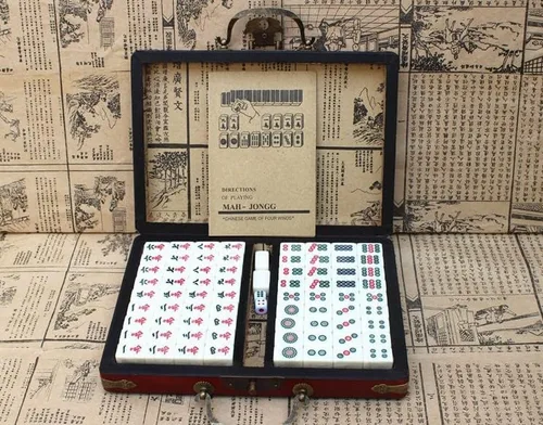 Vista 4 de Mini juego de viaje chino Mahjong Mahjong juego de viaje chino Mahjong juego de 144 azulejos Mahjong juegos con 2 dados de transporte estuche
