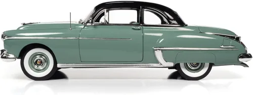 Vista 6 de American Muscle 1950 Olds 88 Holiday Coupe 1:18 Kit de modelo fundido a troquel