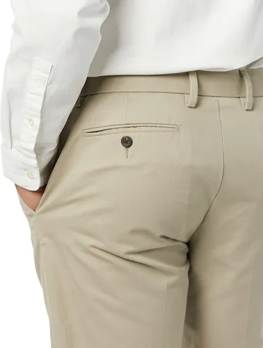 Vista 3 de Amazon Essentials - Pantalón chino para hombre de corte recto, resistente a las arrugas, con parte delantera lisa