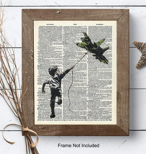 Vista 7 de Banksy - Póster de graffiti para pared, militar, avión de combate de la fuerza aérea, regalo para fanáticos del arte callejero, póster de fotos