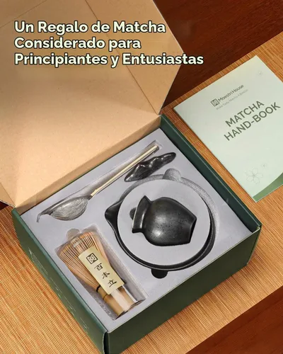 Vista 6 de Maestri House Juego de Batidores de Matcha, Kit Completo de Matcha de 7 Piezas con Cuenco de Cerámica con Boquilla, Batidor y Soporte de Bambú