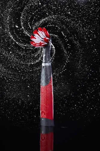 Vista 2 de Rubbermaid Reveal Power Scrubber - Juego de 18 piezas, cepillo eléctrico inalámbrico a batería, resistente al agua, para el hogar, cocina, baño