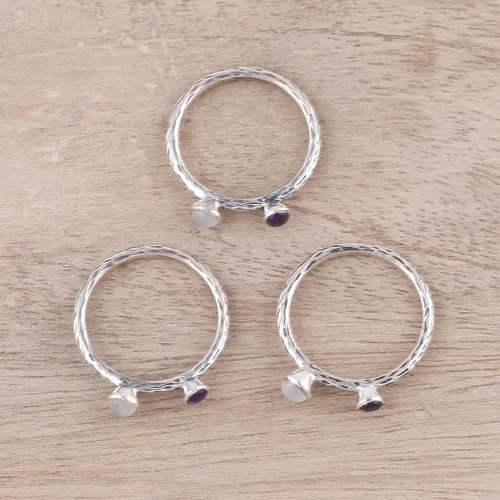 Vista 5 de NOVICA Anillos apilables artesanales hechos a mano con piedra lunar y amatista, plata de ley 925, piedra natal india, piedra natal 'Mystic Union