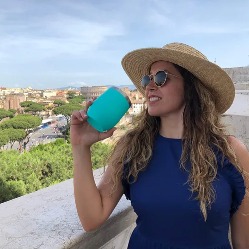 Vista 6 de CHILLOUT LIFE - Vaso de acero inoxidable de 12 onzas con tapa y caja de regalo, diseño de viaje con recubrimiento en polvo, aislamiento al vacío