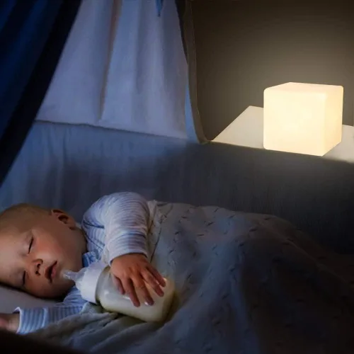 Vista 2 de Mr.Go Lámpara de ambiente de luz nocturna LED regulable de 4 pulgadas para niños y adultos, 16 colores RGB, 8 niveles de atenuación, 4 efectos
