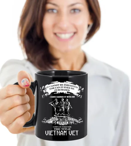 Vista 3 de Taza de café de veterano de Vietnam de 11 oz.