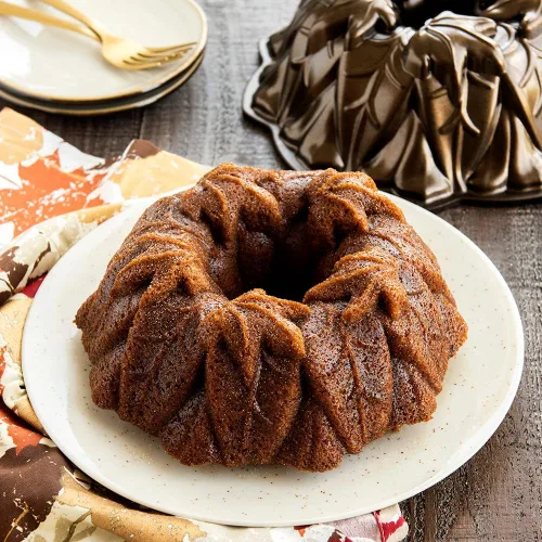 Vista 4 de Nordic Ware Cosecha Hojas Bundt Pan, Bronce