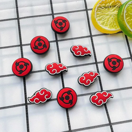 Vista 5 de Babymiu Red Cloud Anime - Dijes para zapatos (10 unidades) para regalos de anime, suministros de fiesta, manga para cualquier decoración de zapatos