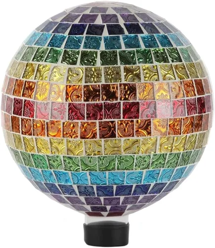 Vista 9 de Lily's Home Colorida bola de vidrio de mosaico, diseñada con un impresionante patrón de mosaico holográfico de pétalos para traer color a cualquier