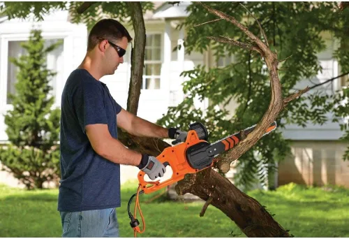 Vista 4 de BLACK+DECKER Motosierra eléctrica BECS600 de 8 amperios y 14 pulgadas