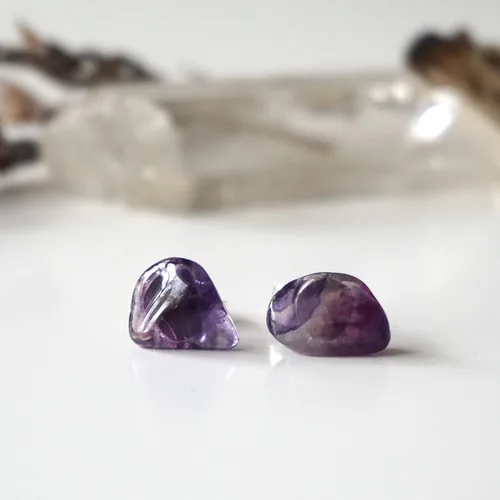 Vista 11 de Pendientes de tuerca de cristal de piedra natal aleternativa para mujer y hombre