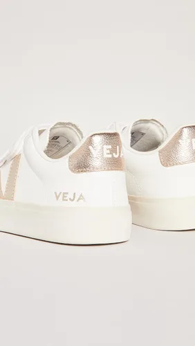 Vista 3 de Veja Tenis con logotipo Recife para mujer Metálico
