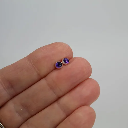 Vista 62 de Aretes de tuerca con piedras preciosas para mujeres y niñas, bisel redondo de 0.157 in de plata esterlina 925