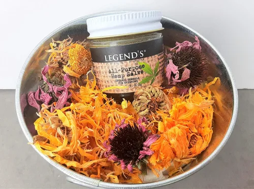 Vista 5 de Legend's Creek Farm Herbal Salve - Ungüento curativo con aceite de cáñamo, consuelda y mirra, bálsamo natural para piel agrietada, rasguños