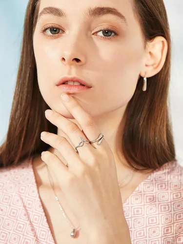 Vista 2 de SILVERCUTE S925 Initial Rings, Adjustable Size 6-12 Statement Alphabet Letter A-Z Jewelry Personalized Twisted Initials Rings Sterling Silver